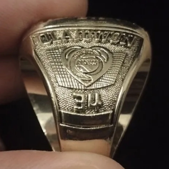 HAKEEM OLAJUWON SIZE 11 BACK TO BACK 1995 ROCKETS NBA CHAMPION RING,BOX & POSTER - Picture 11 of 17